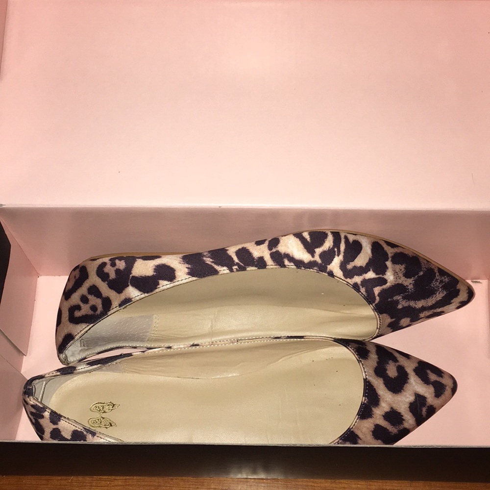 **LAST CHANCE** Pink Leopard Flats